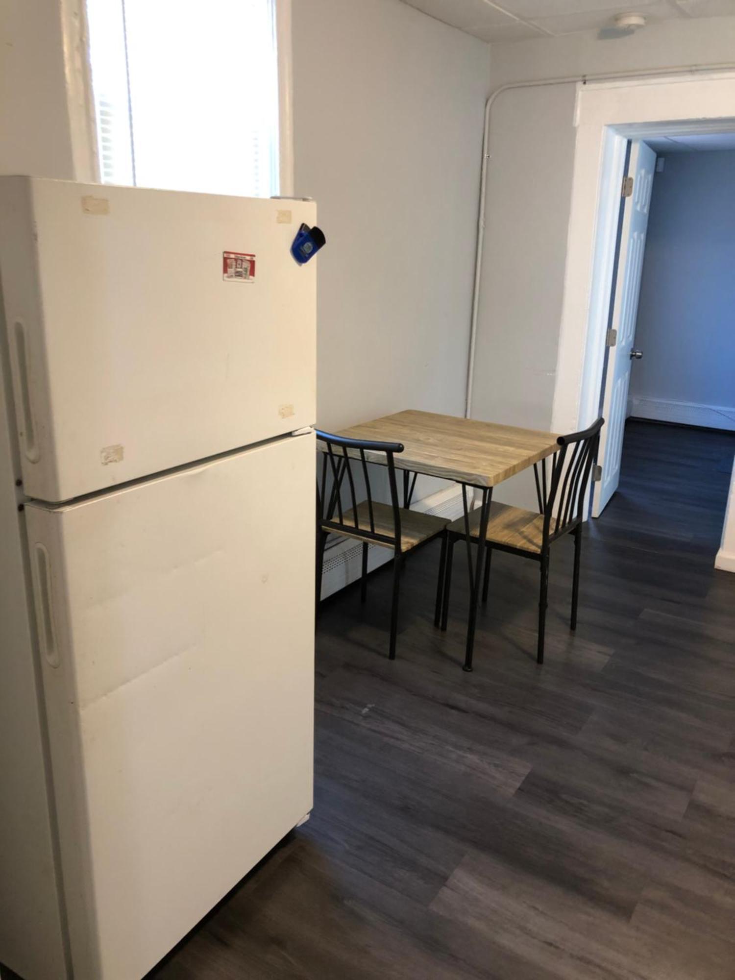 Private 2-Bedroom With Free Parking And Direct Bus To Nyc Manhattan Only 2 Blocks Away ลินเดน ภายนอก รูปภาพ